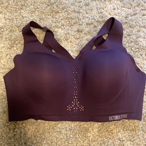 Victoria Sport Sports Bra